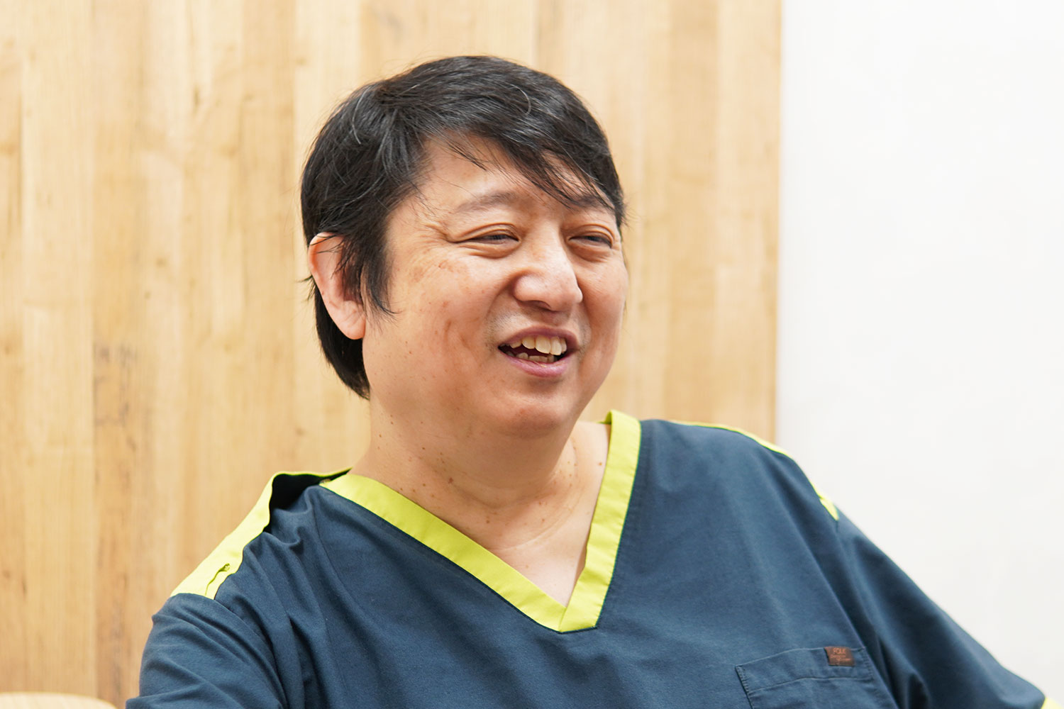 院長 栗屋 敬之