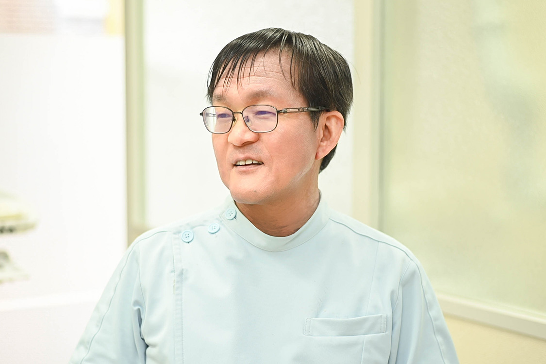 院長 村瀬 彰徳