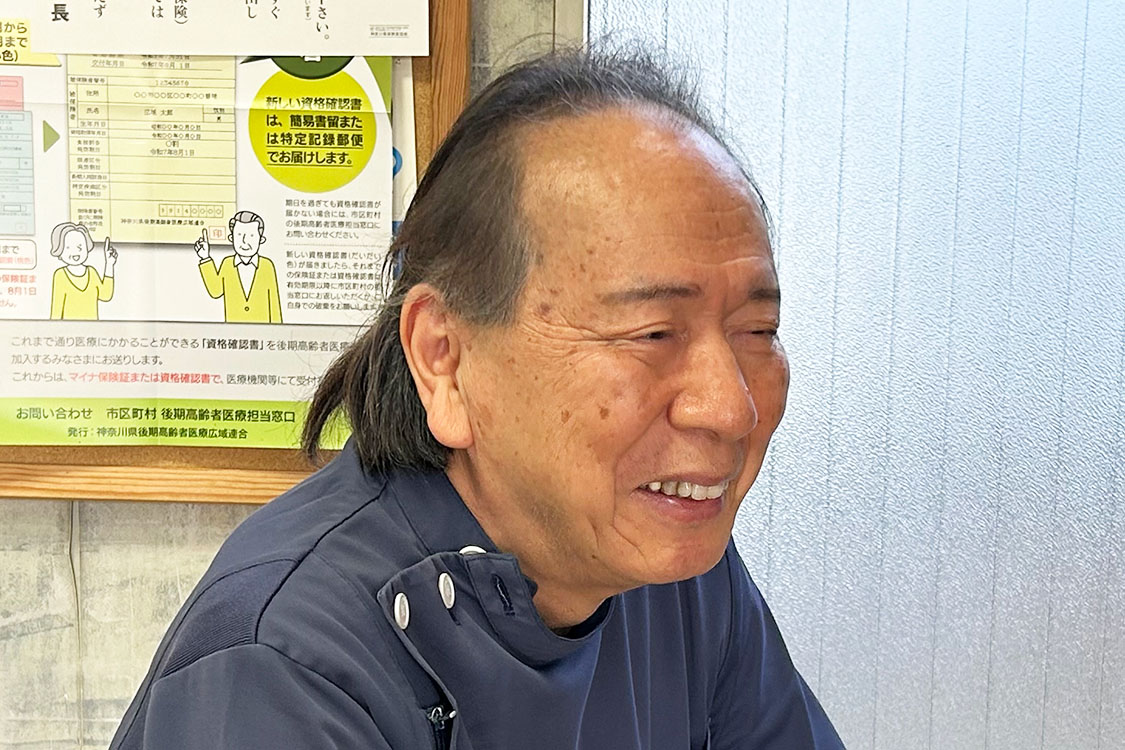 院長 岩白 均