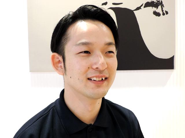 鵜澤 良平 店長
