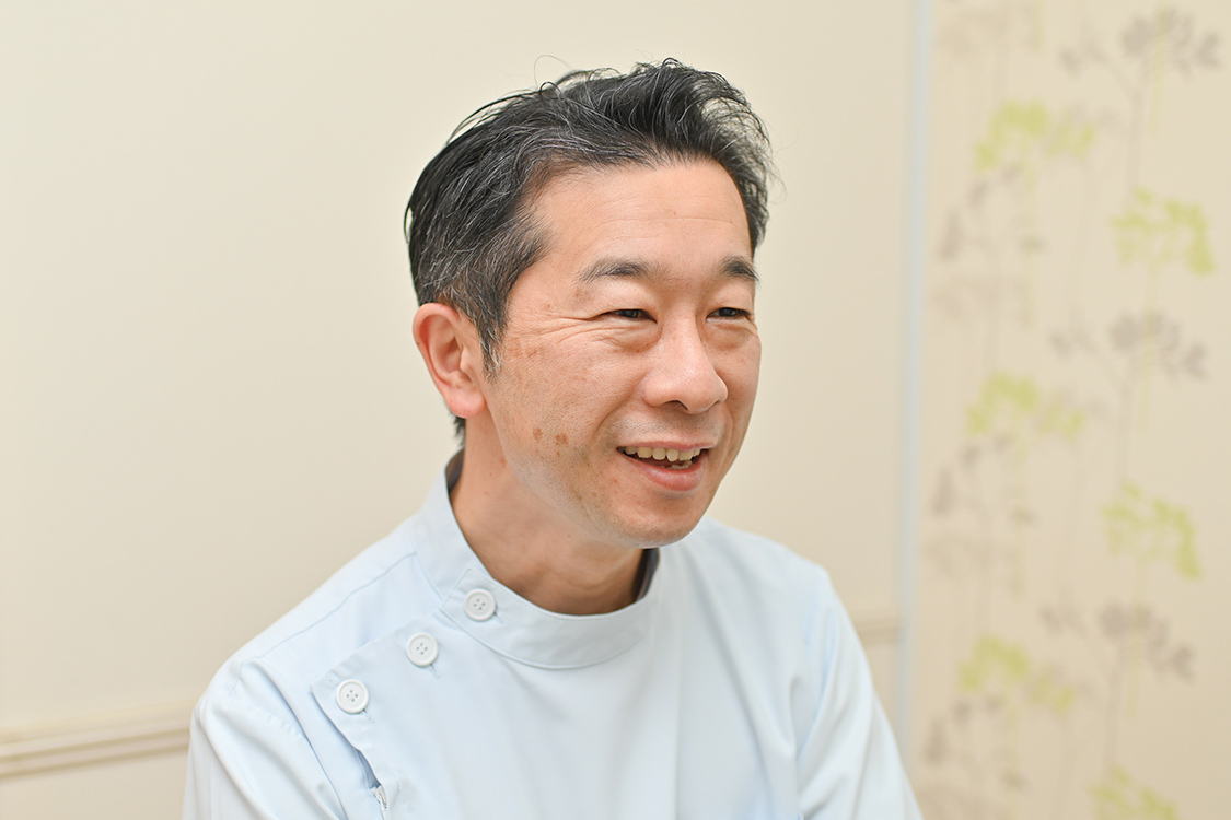 藤井 俊幸 院長