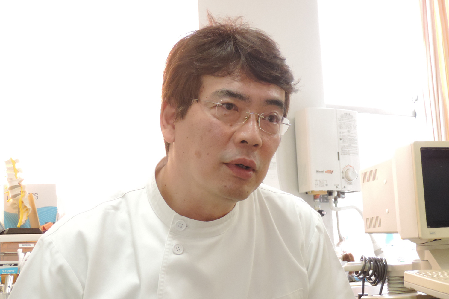 岸 利昭 院長