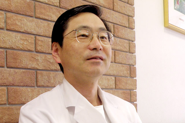 武井 裕 院長
