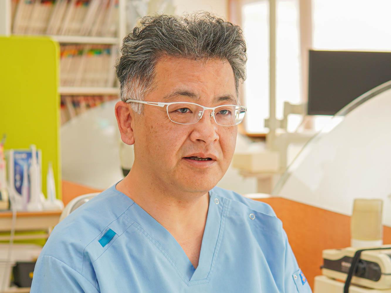高津 大弥 院長