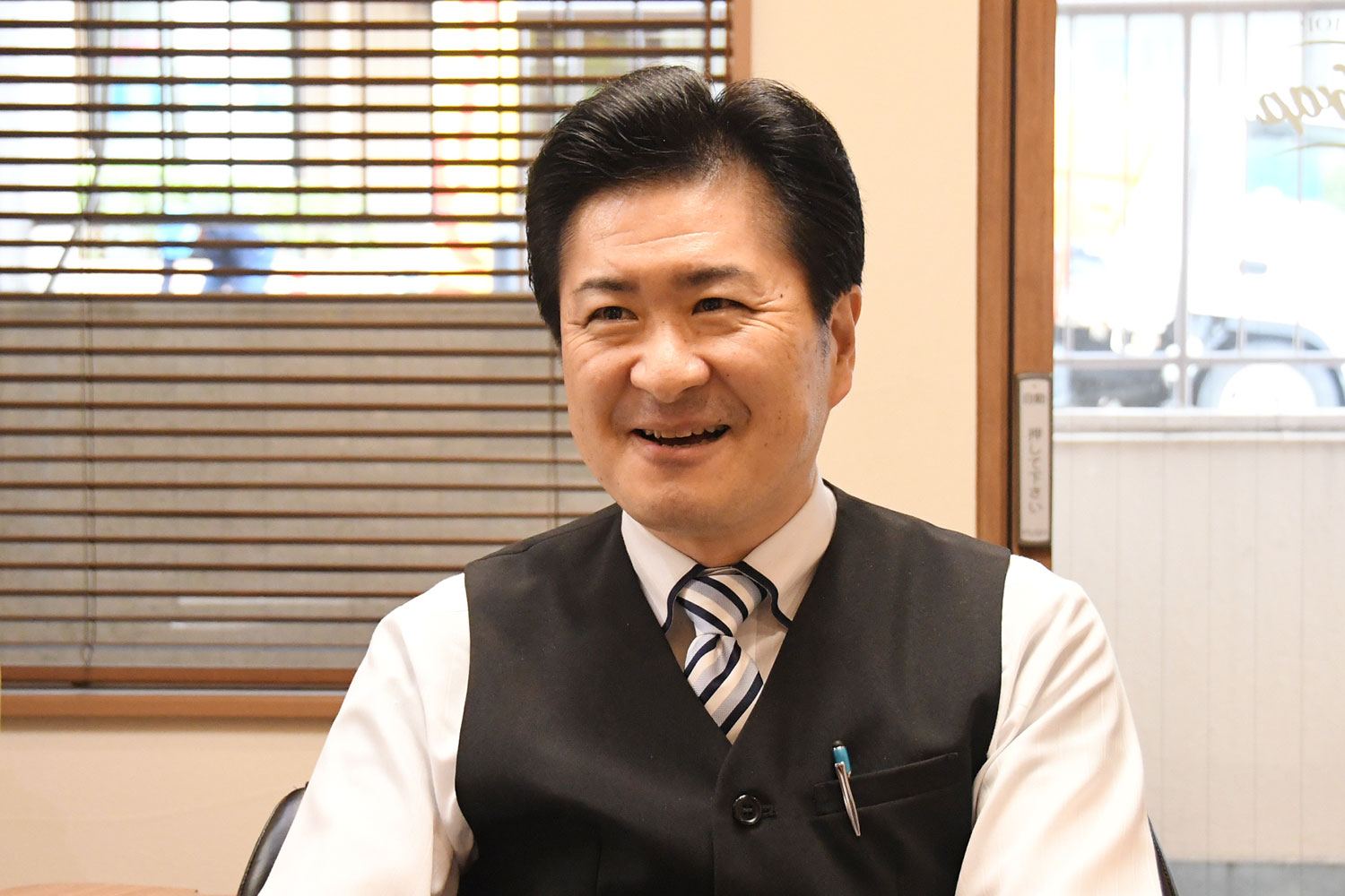 瀧坪 陽二 店長