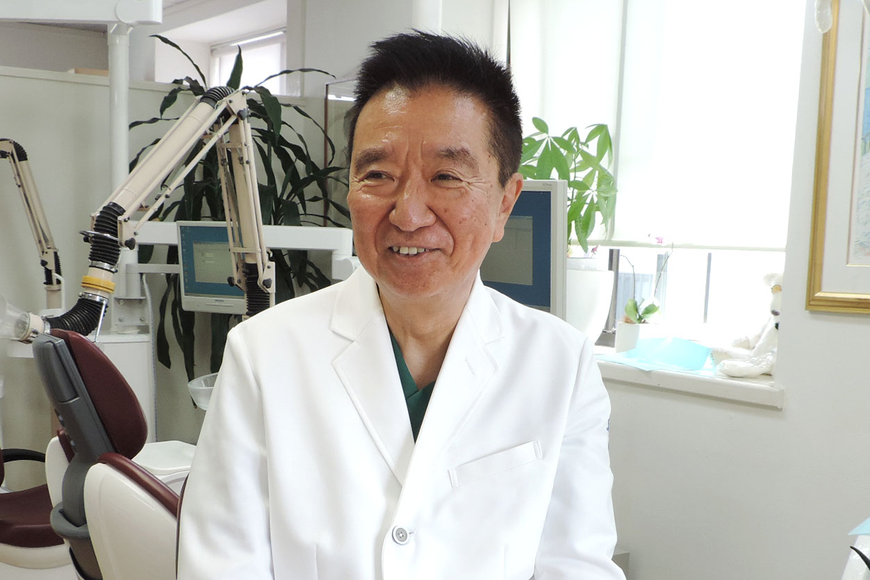 礒部 雅秀 院長