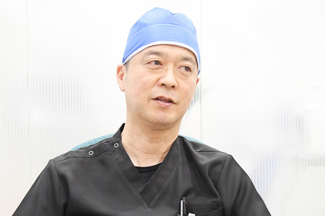 真木 律之 院長