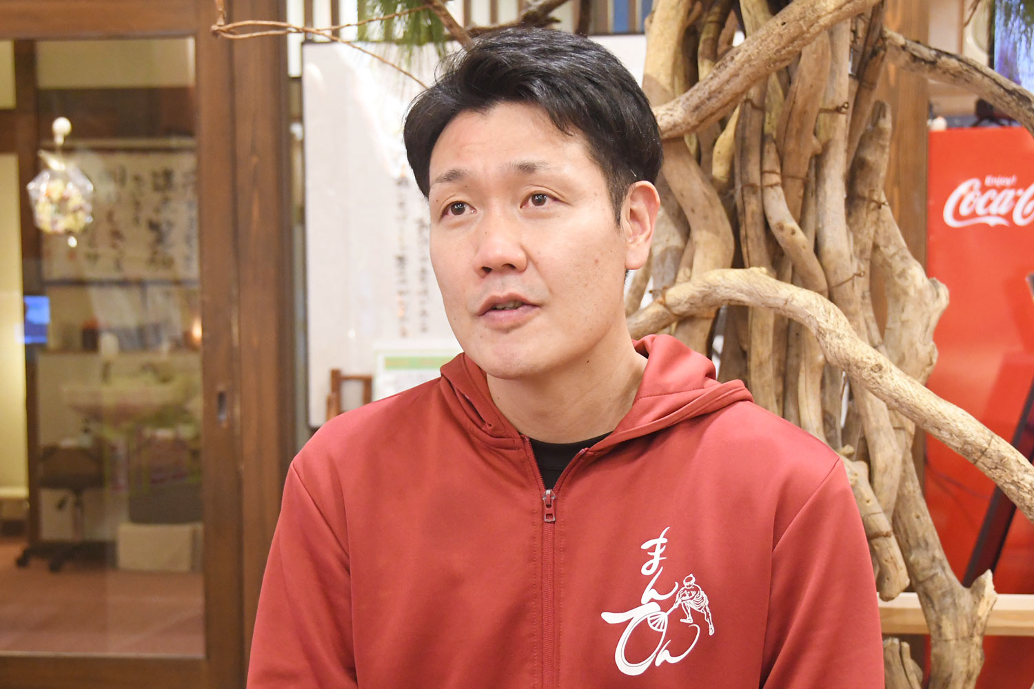 三村 安広 支配人