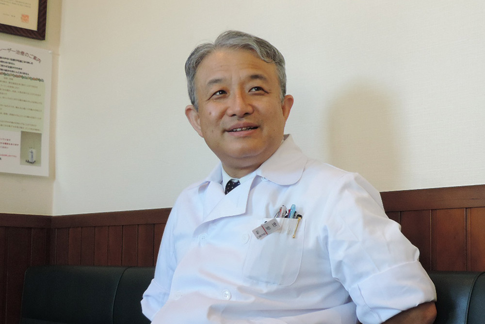 地挽 雅人 院長