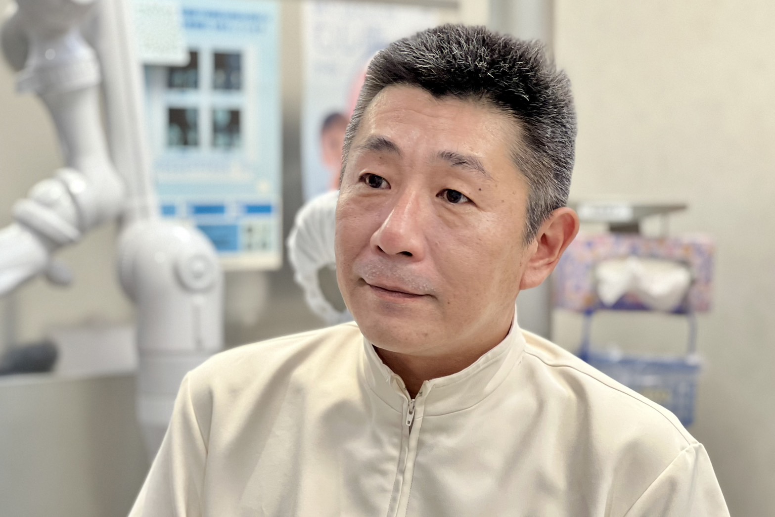 新井 宗高 院長