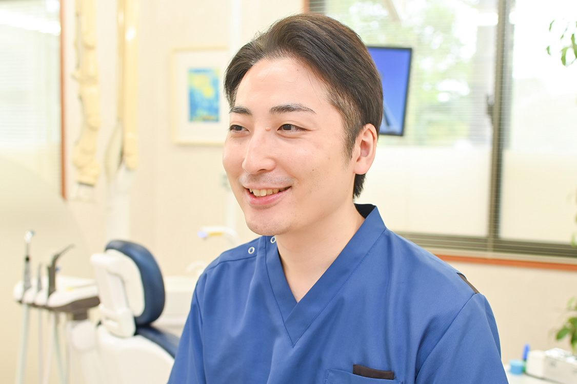 ⻆田 洸 院長