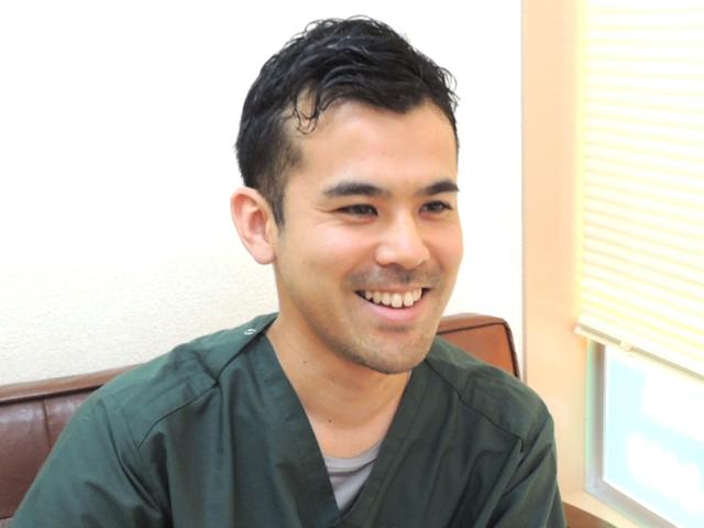 當眞 寿士 院長