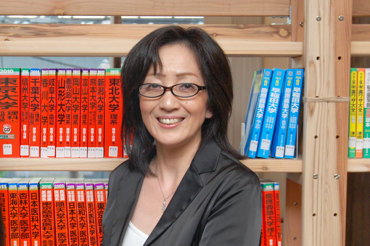 代表 市原 あき子