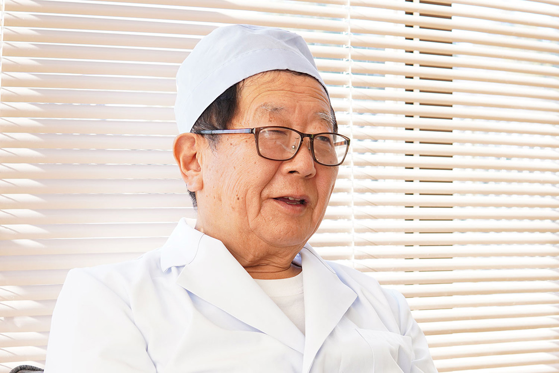院長 森田 栄作