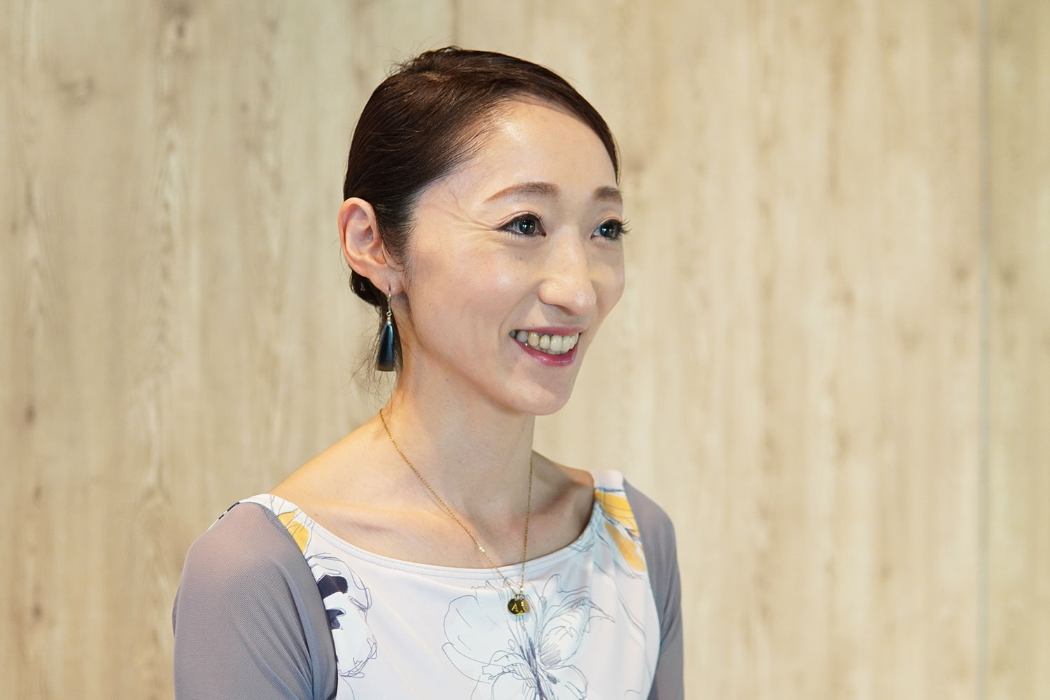 主任教師 城咲 あい