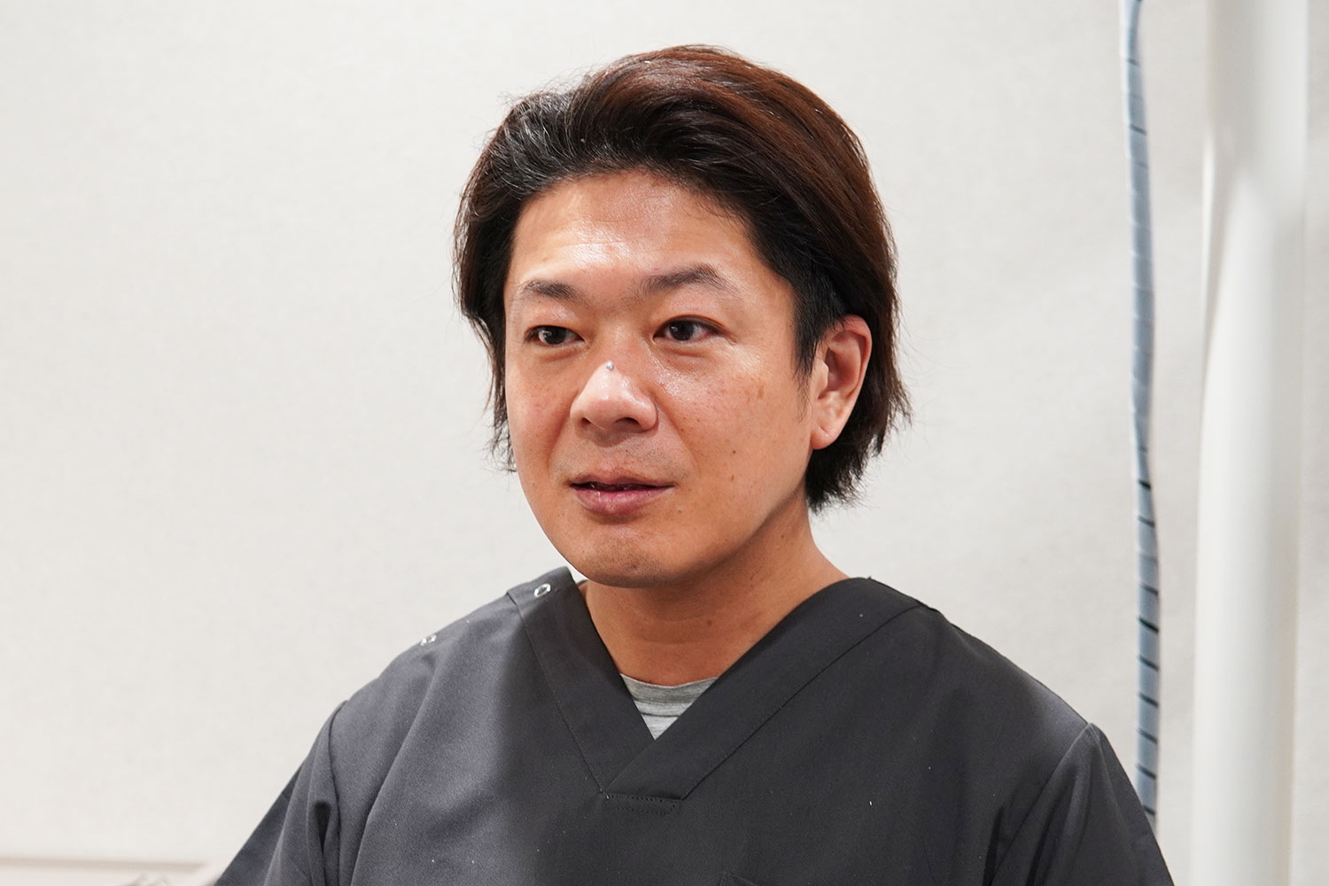 院長 岡見嘉英