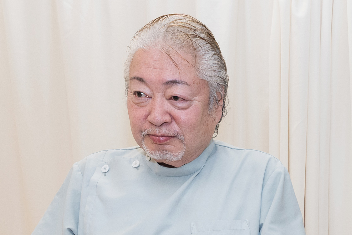 院長 安保純一
