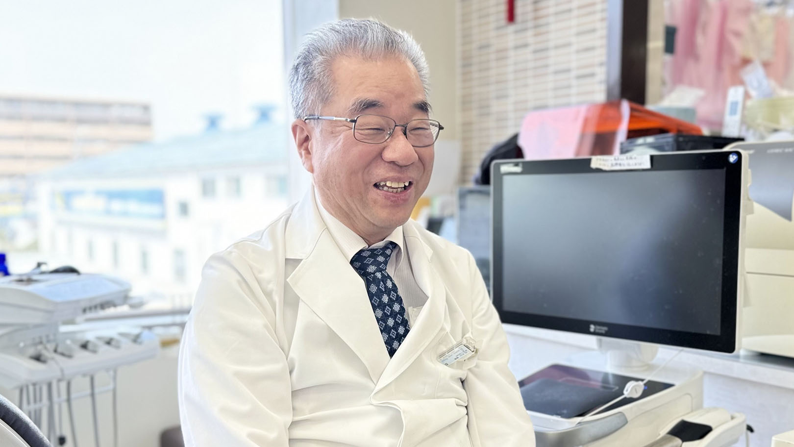 片山 繁樹 院長 ＆ 片山 慶祐 副院長 ＆ 片山 知子 歯科医師