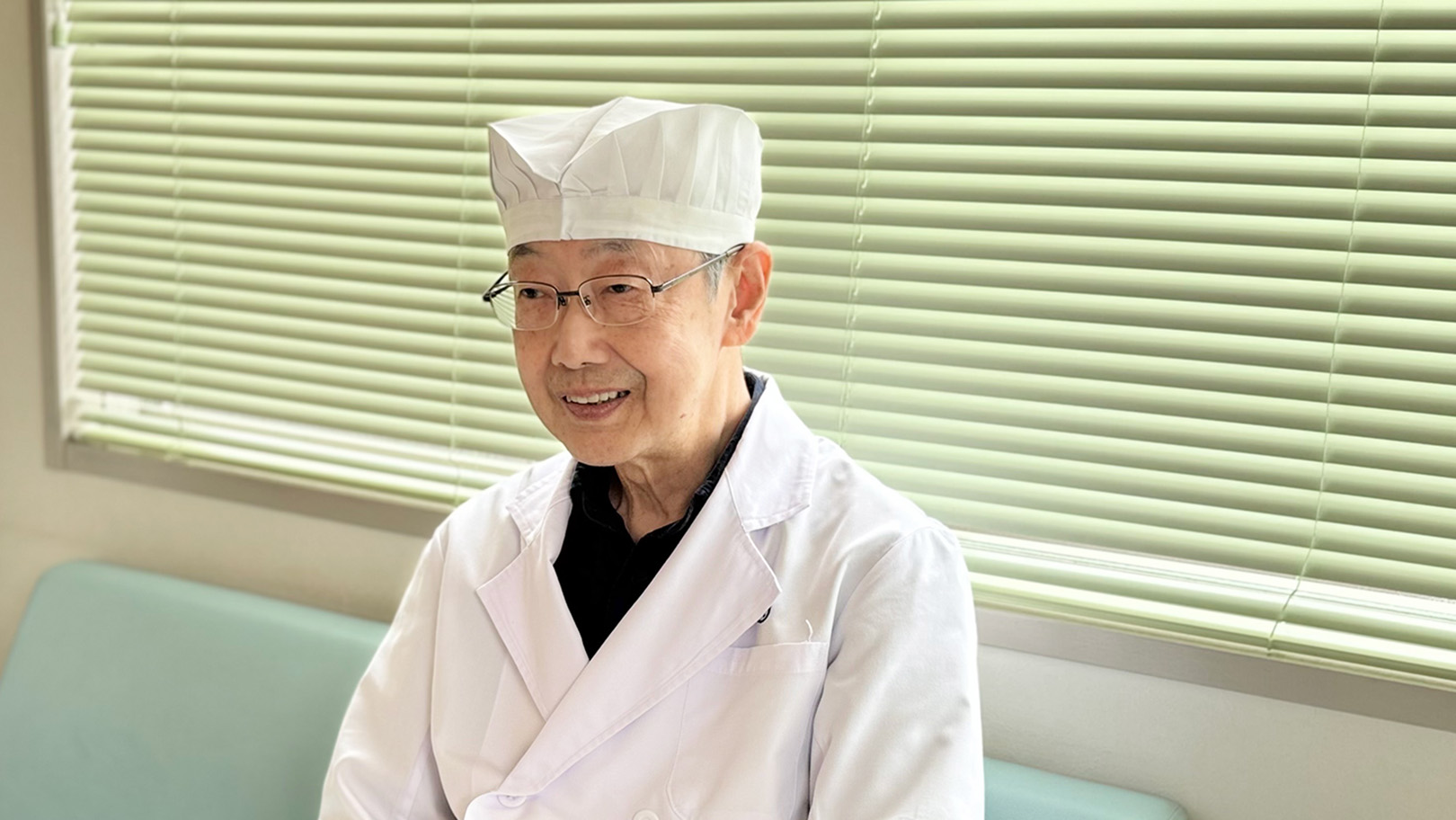 芳沢 傑 院長