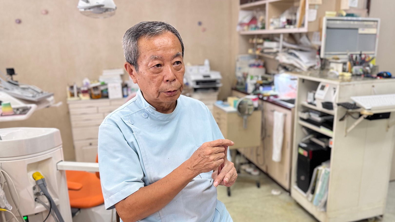 六角 譲治 院長