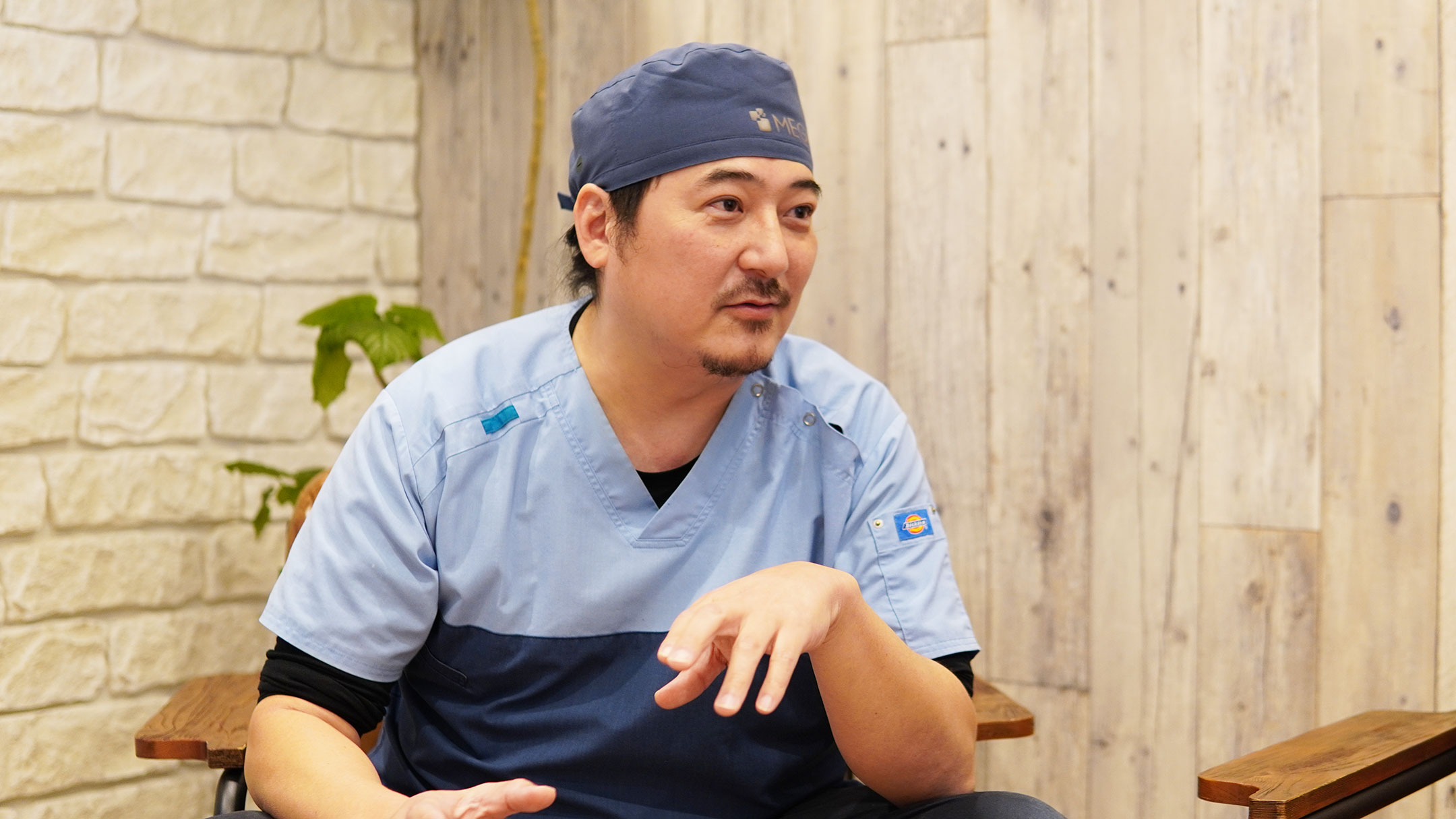 下間 雅史 院長