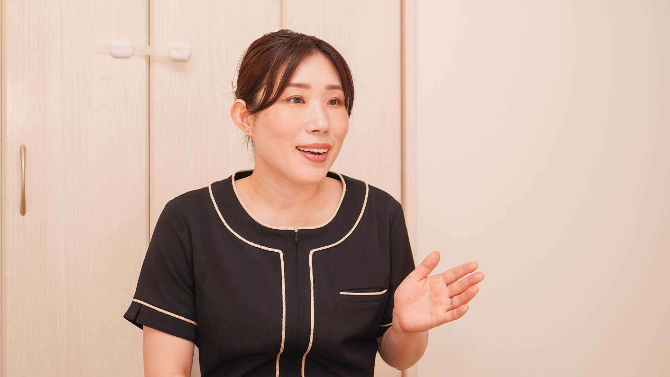 菅 愛 代表
