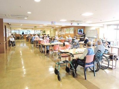 荏田介護老人保健施設 あすなろ