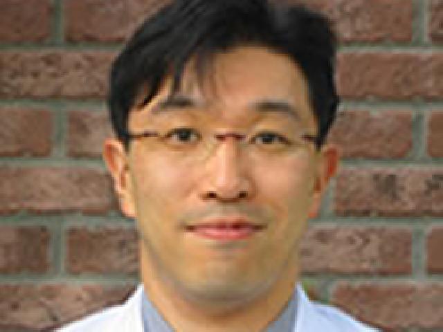 横田 雅史 院長